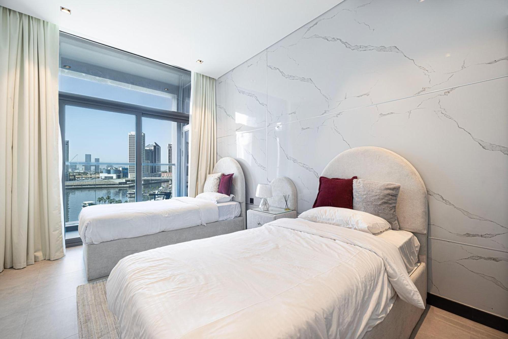 Dvr 2br In 15 Northside Business Bay * Dubai